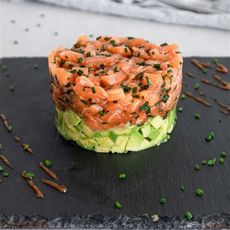 Salmon Avocado Tartare (With Miso-Tamari Sauce) • Bites In The Wild