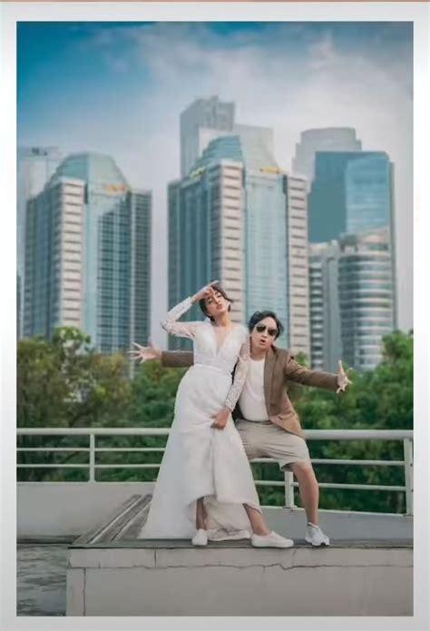 10 Photoshoot Ge Pamungkas dan Istri, Bak Foto Prewed Lagi