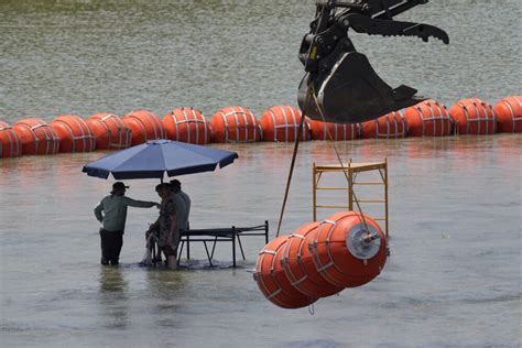 buoys in rio grande – Houston Public Media