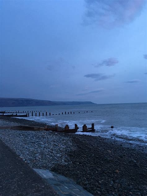 Barmouth Beach in Wales | Expedia.co.uk