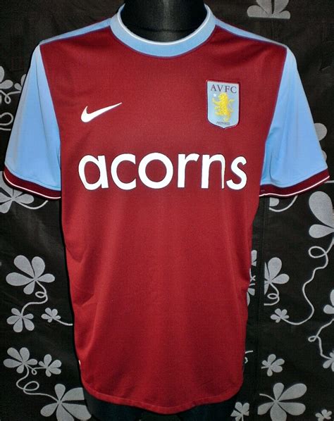 Aston Villa Home football shirt 2009 - 2010. Added on 2014-07-01, 18:46