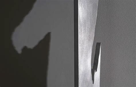 Japanese Artist Creates Extraordinary Art Using Light And Shadows – TruthTheory