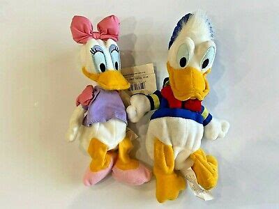 DONALD DUCK DAISY PLUSH TOY EXCLUSIVE THE DISNEY STORE | eBay