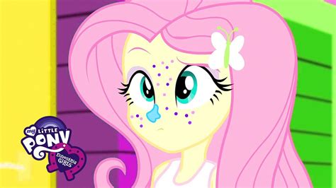 Equestria Girls | What's on Fluttershy's Face? | MLP EG Movie - YouTube