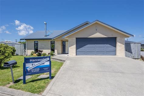 6 Karlos Lane, Levin, Manawatu / Whanganui 5510 - House for Sale - harcourts.net