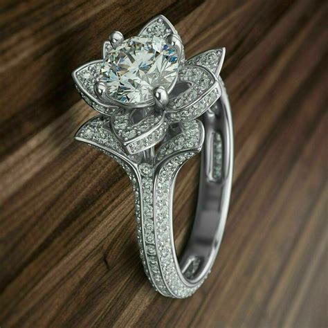 Pin auf Diamond Wedding Anniversary Engagement Ring