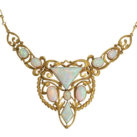 Pin by Therése Mellby on Opal jewellery in 2020 | Art nouveau jewelry ...