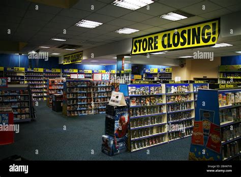 Blockbuster store hi-res stock photography and images - Alamy