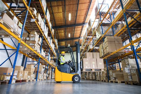 How Are Advanced Forklifts Transforming the Warehouse Environment? - Global Trade Magazine