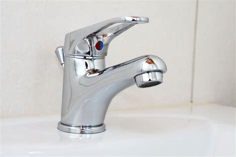 Public Domain Picture | Water tap | ID: 13966575015523 | PublicDomainFiles.com