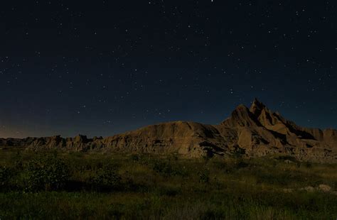 A beautiful night sky in Badlands National Park.