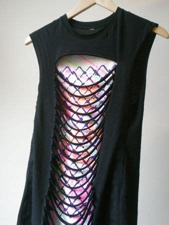 iLoveToCreate Blog: Slashed Peekaboo T-shirt | T shirt diy, Clothes ...