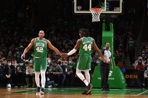 What if the Celtics changed their starting lineup? | LaptrinhX / News