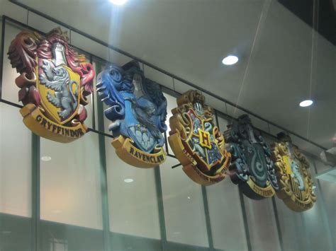 Hogwarts houses! | Hogwarts houses, Harry potter, Hogwarts