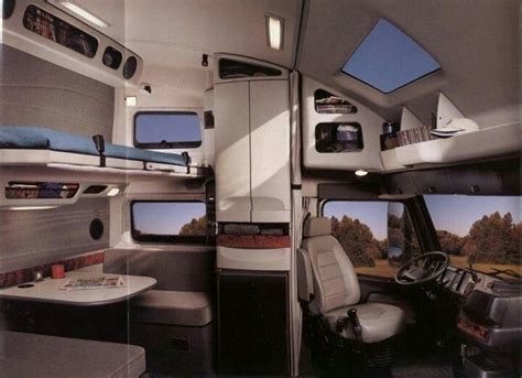 VNL 780 | Truck interior, Volvo trucks, Semi trucks interior