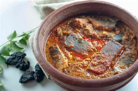 Kerala Fish curry | Meen curry Recipe | How to make kerala style fish curry | A Little Bit of Spice