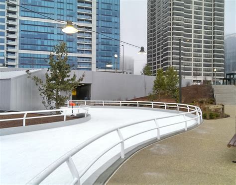 Ice Skating Ribbon Trail Opens in Chicago — KNSTRCT