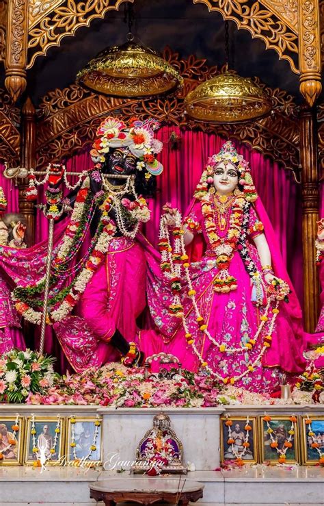 Sri Sri Radha Madhav, ISKCON MAYAPUR | Radha krishna holi, Krishna ...