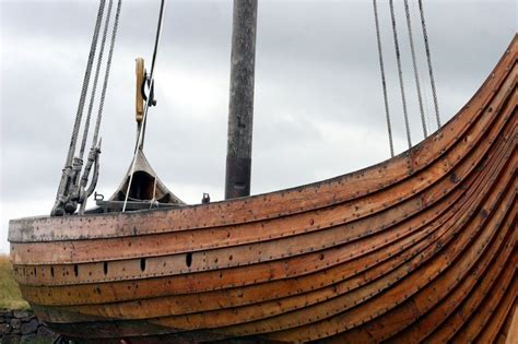 Drakkar - by Maiyanne on deviantART | Viking ship, Architectural sketch, Vikings