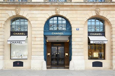 Chanel shop in place Vendome in Paris – Stock Editorial Photo © AndreaA ...