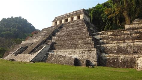 The Tomb and Temple of the Mayan King Pakal the Great | Palenque ...