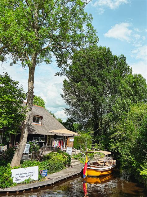 Day trip to Giethoorn Village, Netherlands: the ultimate itinerary