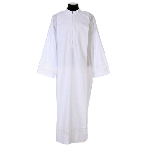 Catholic Alb with lace partition 65% polyester 35% cotton | online sales on HOLYART.com