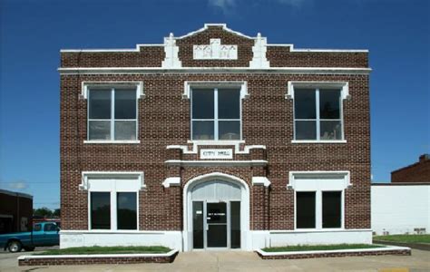 File:Tonkawa Municipal Court (City Courthouse) in Kay County, Oklahoma.JPG - public ...