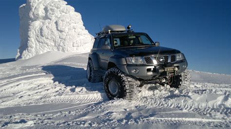 Excellent 5 Hour Guided Super Jeep Glacier Tour of Eyjafj...