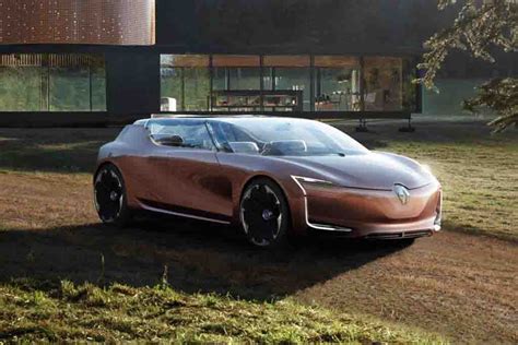 Renault Symbioz Autonomous Concept Unveiled At Frankfurt Motor Show