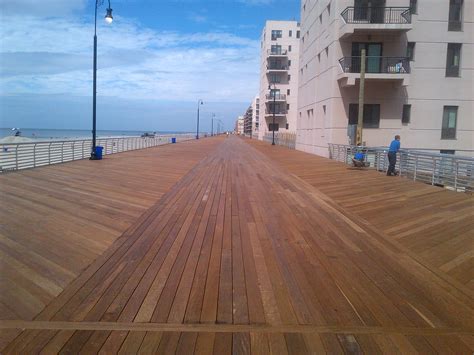 A New Section Of Boardwalk Opened In Long Beach On Saturday – CBS New York