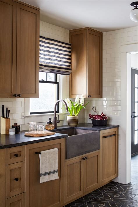 Modern Farmhouse Decor Ideas 2018 Rustic Home Inspiration | Kitchen cabinet design, Kitchen ...