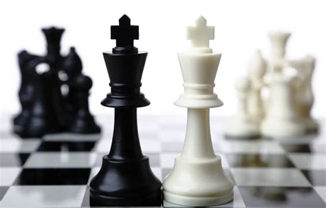 Wallpaper white, black, chess, king images for desktop, section макро ...