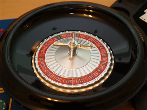Roulette Wheel | Spinning Roulette wheel | Keith Park | Flickr