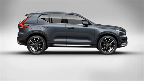 Volvo XC40: come orientarsi tra versioni, motori, allestimenti, prezzi