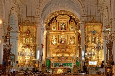 5 Best Churches of Goa (Old Goa and Panjim with timings)