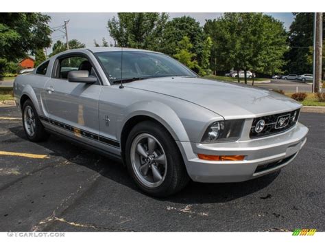 2006 Ford Mustang V6 Premium Coupe Exterior Photos | GTCarLot.com