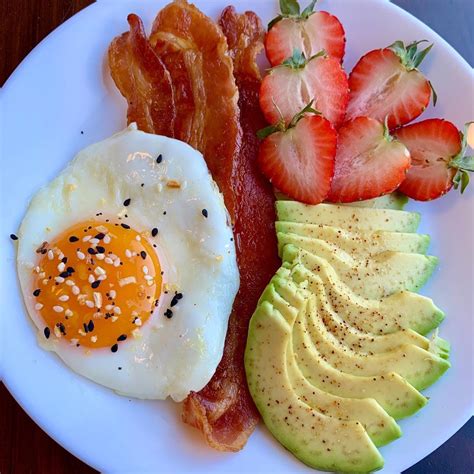 Simple Breakfast Plate #keto #ketodiet #ketorecipes #ketotransformation #ketoweightloss # ...