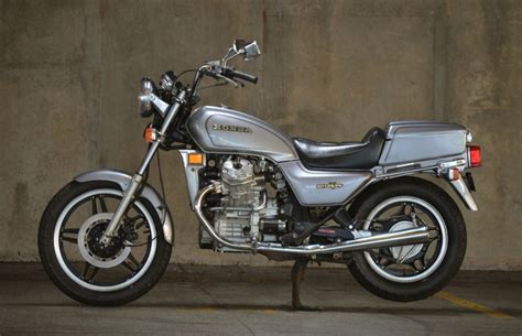 1980 Honda GL 500 Silver Wing