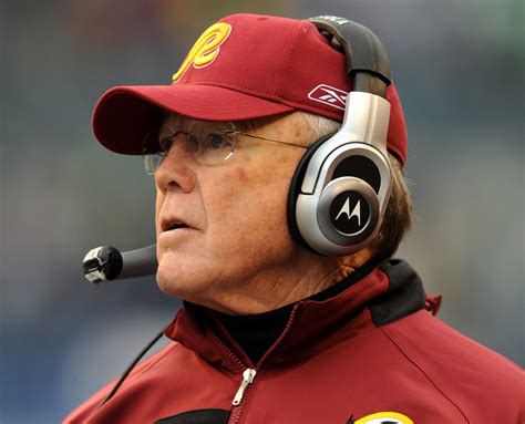 Former head coach Joe Gibbs defends the Redskins’ name | For The Win