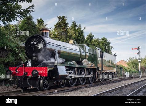 Hall class 4-6-0 Witherslack Hall on the Great Central Railway Loughborough Stock Photo - Alamy