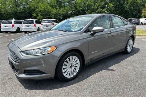 Used 2014 Ford Fusion Hybrid for Sale Near Me | Edmunds