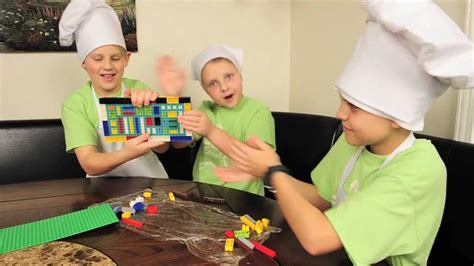 Kids make LEGO Gummies - YouTube