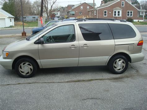 2000 Toyota Sienna - Pictures - CarGurus