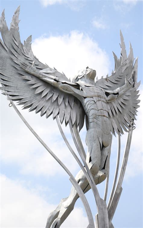 New sculpture 'flying high' at Daedalus Common - The Gosport and Fareham Globe