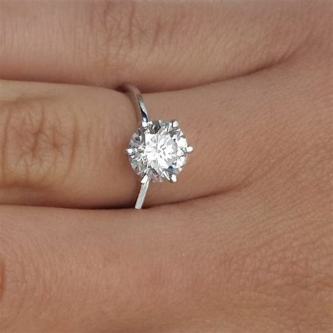 2.2 Carat Round Cut Diamond Engagement Ring | Ara Diamonds