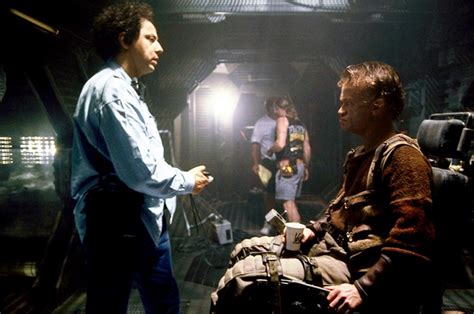 Alien Resurrection Behind-The-Scenes - Alien vs. Predator Galaxy