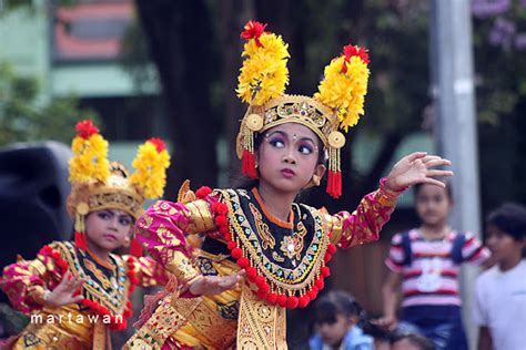 Koleksi Foto foto Tari Legong Klasik Bali