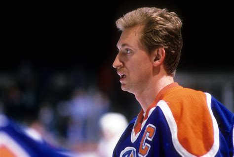 Edmonton Oilers: What If Wayne Gretzky Never Gets Traded?