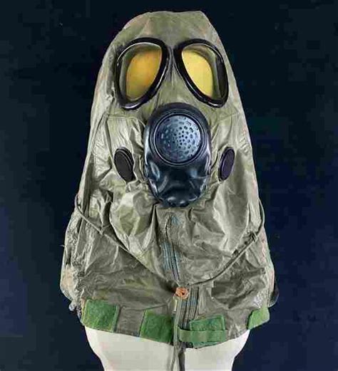 American M17 A2 Gas Mask w/ Chemical Hood - Dec 28, 2021 | Rapid Estate ...